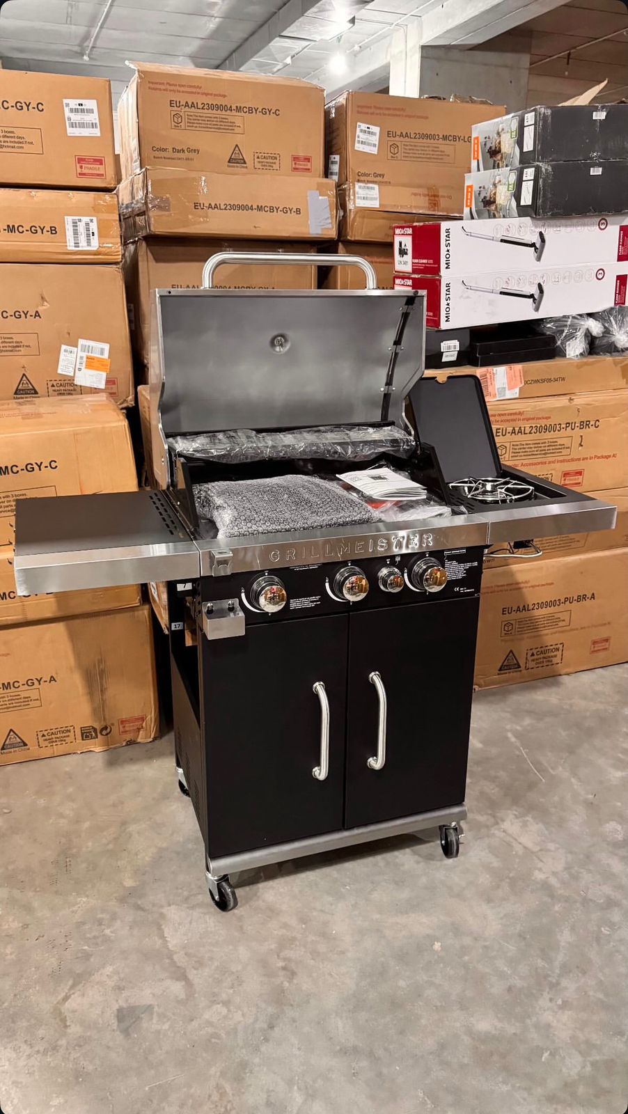 Grill Meister 4-in-1 Gas BBQ – Premium Outdoor Cooking Station